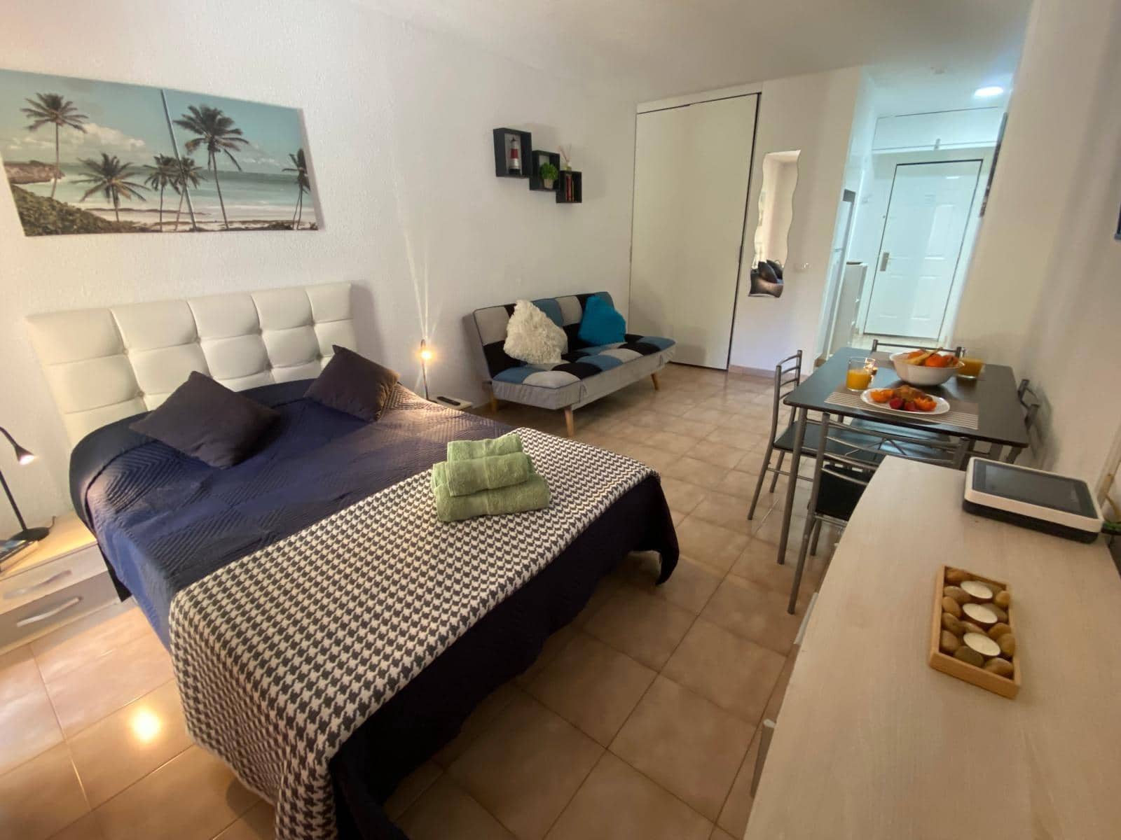 Studio att hyra i Los Cristianos med pool - 1 130 € (Ref: 9893981)