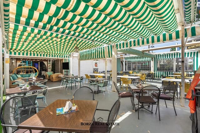 Commercieel te huur in Playa Fañabe, Adeje - € 1.500 (Ref: 9920530)