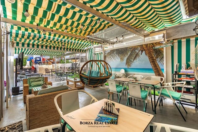Commercieel te huur in Playa Fañabe, Adeje - € 1.500 (Ref: 9920530)