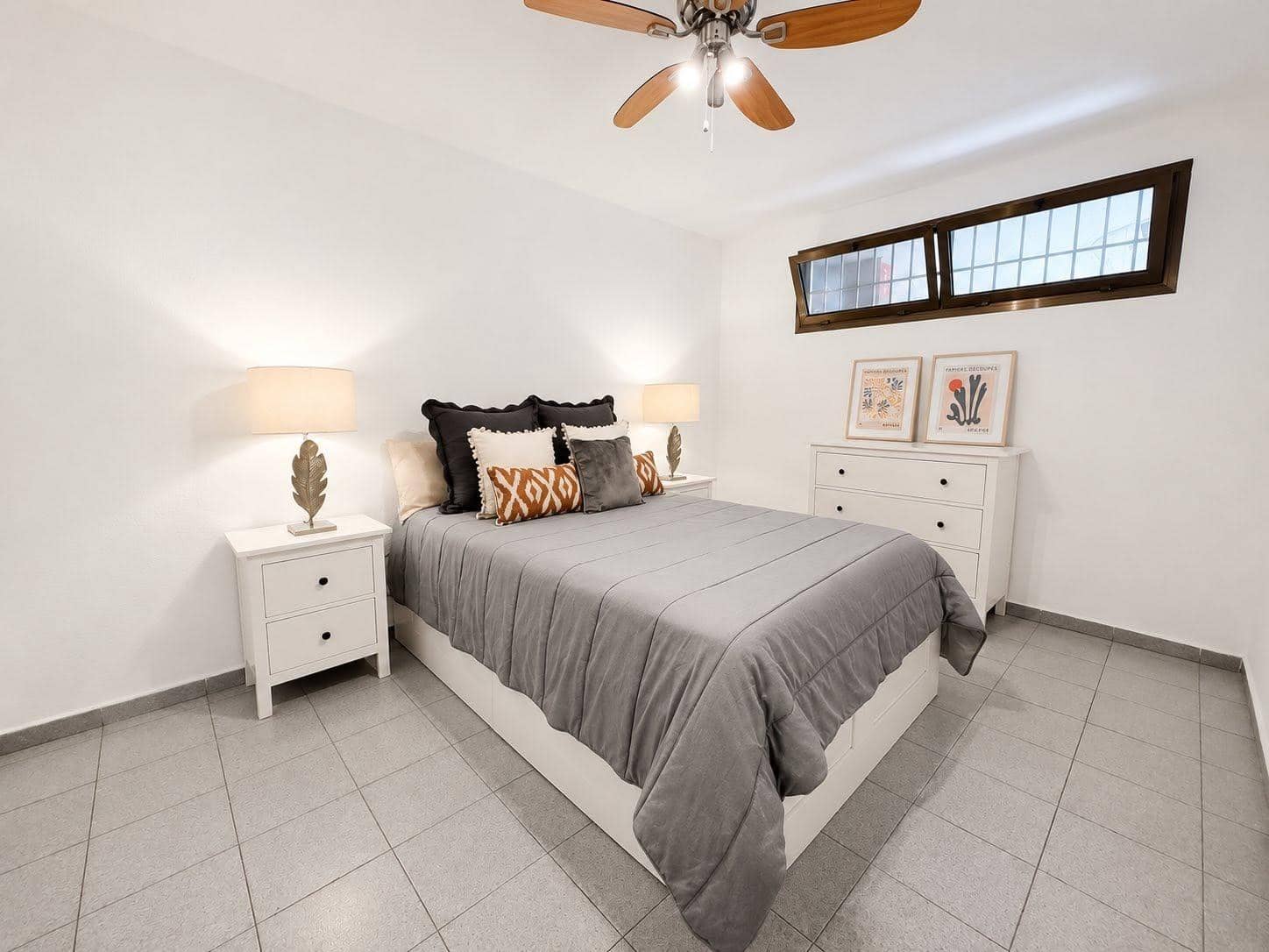 1 quarto Apartamento para arrendar em Los Cristianos - 1 150 € (Ref: 9924660)