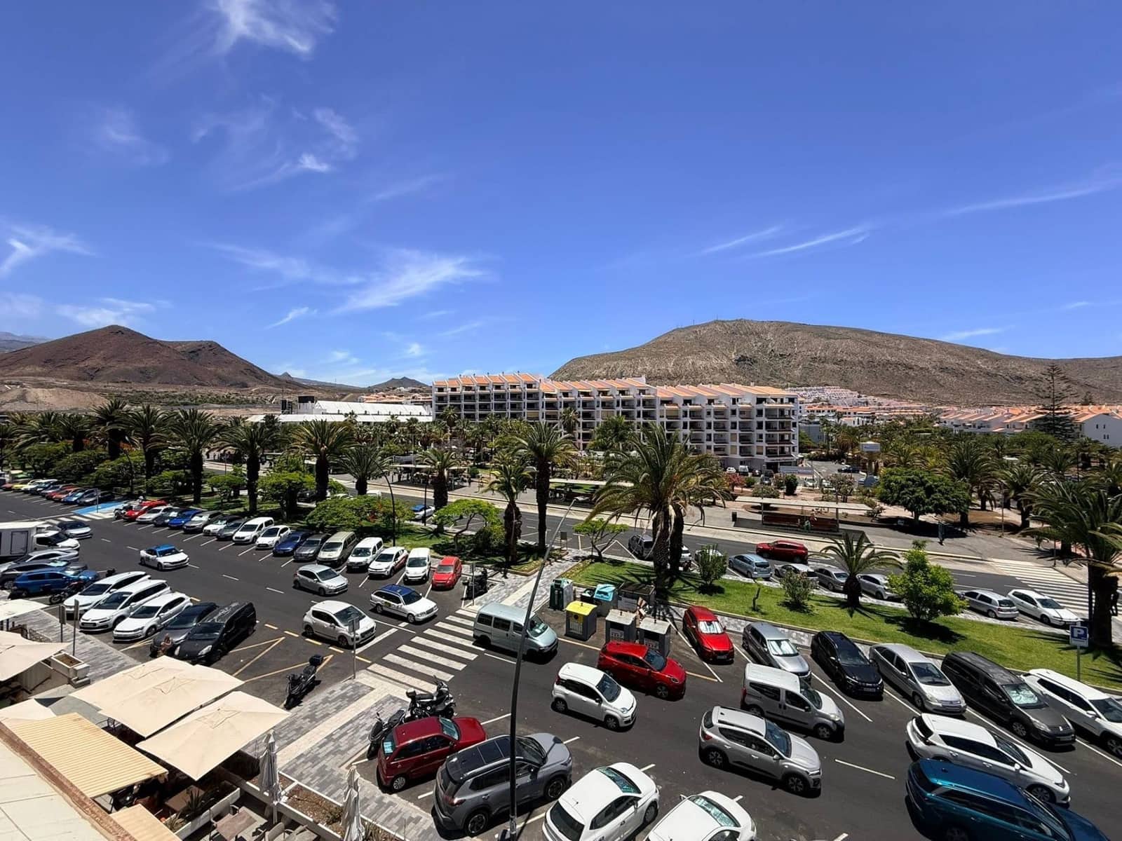 1 quarto Apartamento para arrendar em Los Cristianos - 1 150 € (Ref: 9924660)