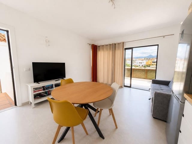 1 makuuhuone Huoneisto vuokrattavana paikassa San Miguel de Abona mukana uima-altaan - 1 200 € (Ref: 9934295)