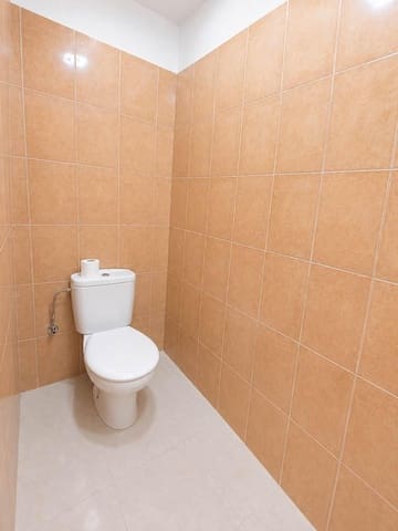 Erhverv til leje i Puerto de la Cruz - € 4.000 (Ref: 9940057)