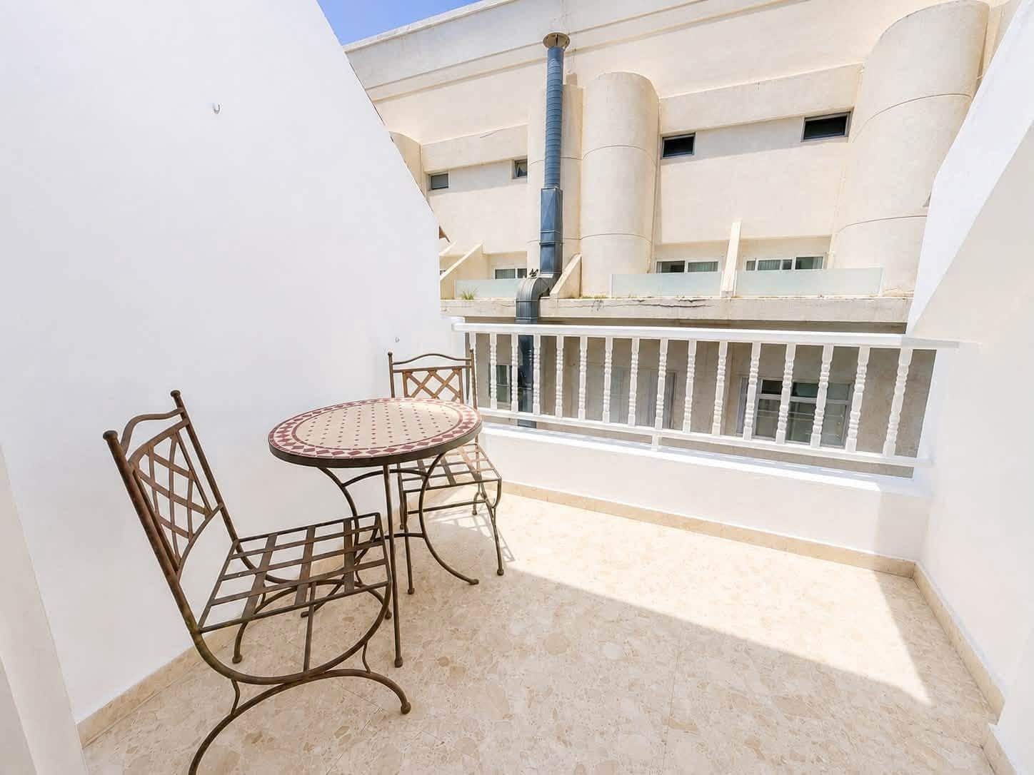 Appartement de 2 chambres à louer à Puerto Santiago - 1 200 € (Ref: 9954301)