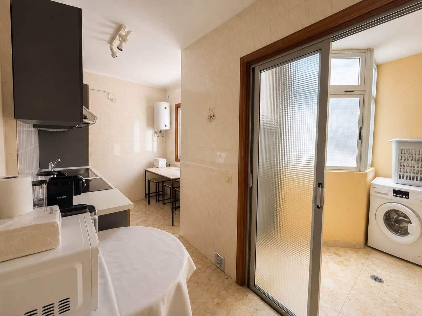 Appartement de 2 chambres à louer à Puerto Santiago - 1 200 € (Ref: 9954301)