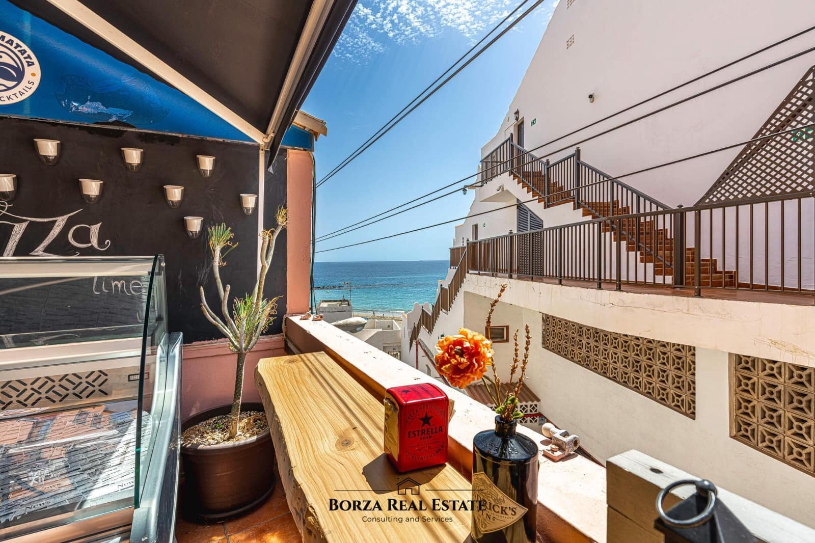 Erhverv til salg i Los Cristianos - € 58.000 (Ref: 9970716)