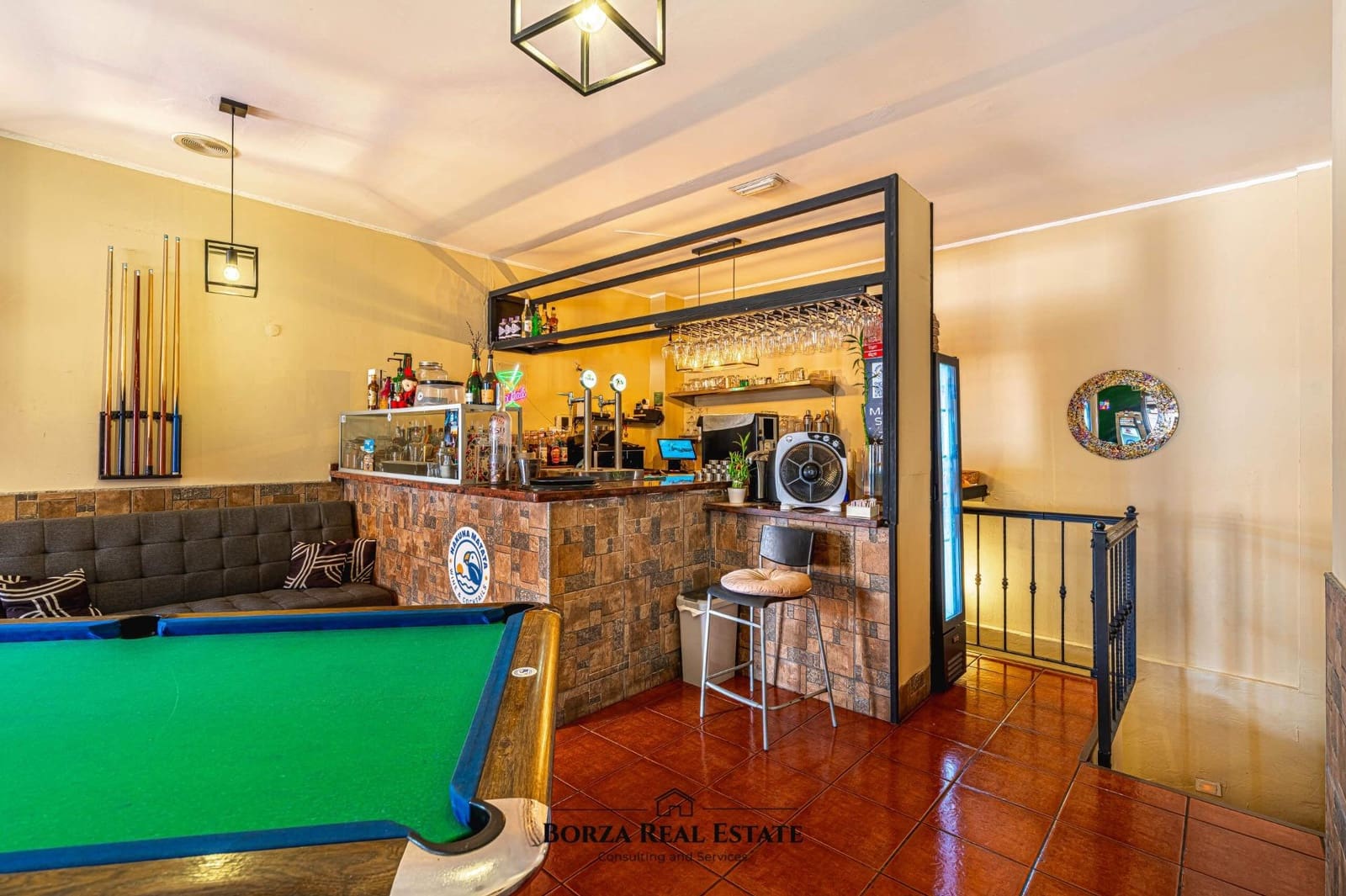 Erhverv til salg i Los Cristianos - € 58.000 (Ref: 9970716)
