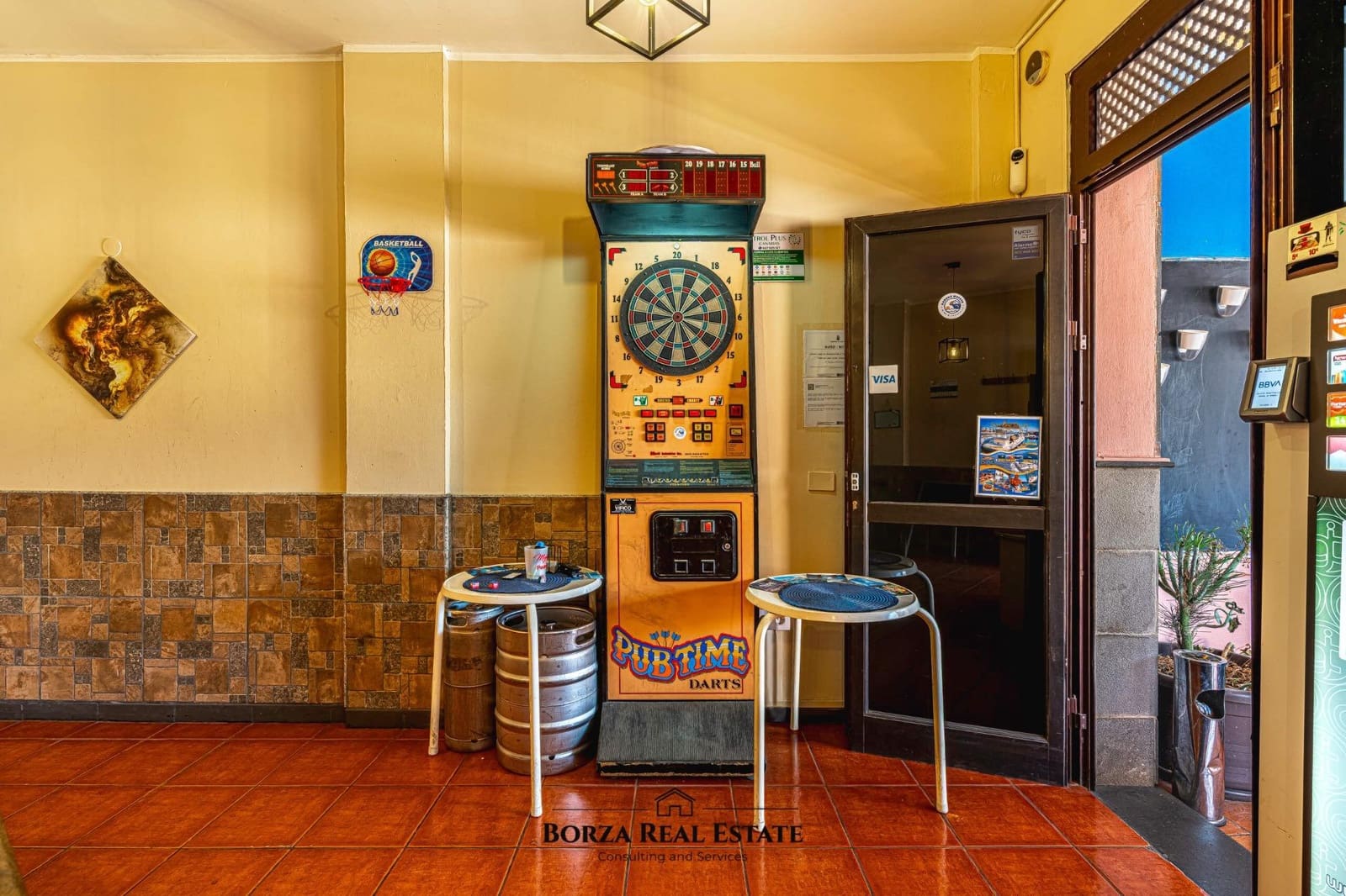 Comercial para venda em Los Cristianos - 58 000 € (Ref: 9970716)