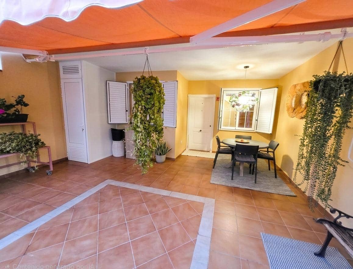 Adosado de 3 habitaciones en Adeje en venta con piscina garaje - 695.000 € (Ref: 9975518)