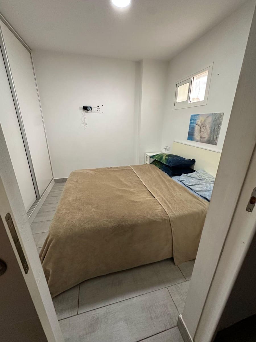1 soverom Studio til leie i Costa Adeje - € 1 250 (Ref: 9977409)