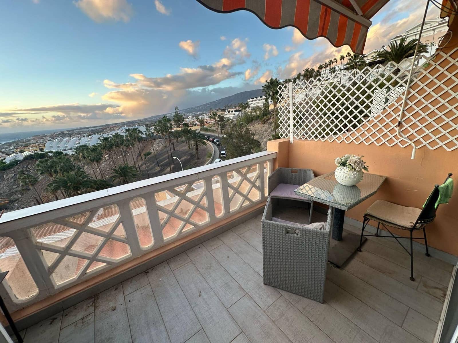 1 soverom Studio til leie i Costa Adeje - € 1 250 (Ref: 9977409)