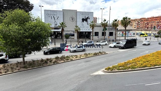 Kontor til salg i Ensanche - Diputacion, Alicante by - € 145.000 (Ref: 9027288)