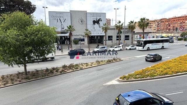 Kontor til salg i Ensanche - Diputacion, Alicante by - € 145.000 (Ref: 9027288)