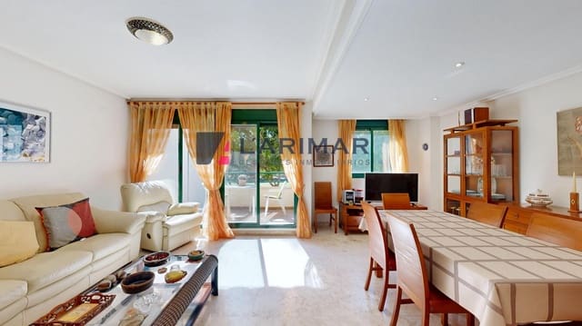 5 bedroom Terraced Villa for rent in Playa de San Juan, Alicante / Alacant city with pool garage - € 2,900 (Ref: 9027292)