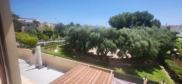 3 soveværelse Bungalow til leje i El Campello med swimmingpool - € 1.100 (Ref: 9027294)