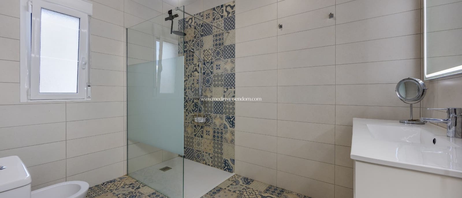 4 bedroom Villa for sale in Ciudad Quesada with pool garage - € 599,000 (Ref: 10162505)