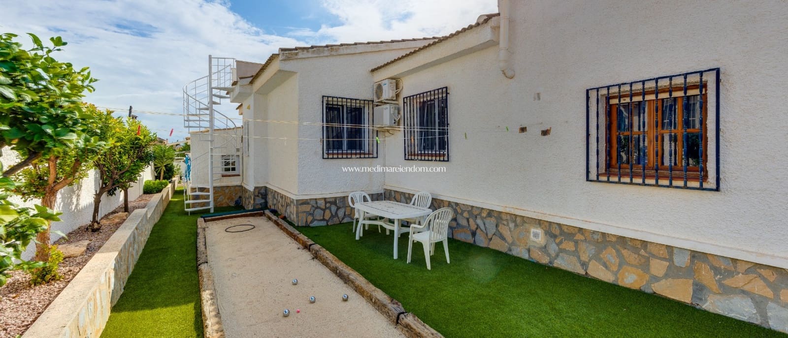 4 bedroom Villa for sale in Ciudad Quesada with pool garage - € 599,000 (Ref: 10162505)