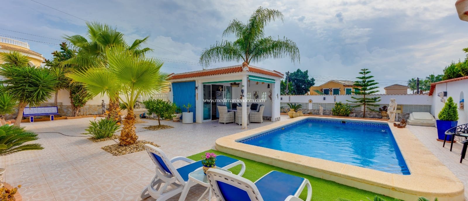 4 bedroom Villa for sale in Ciudad Quesada with pool garage - € 549,000 (Ref: 10162592)