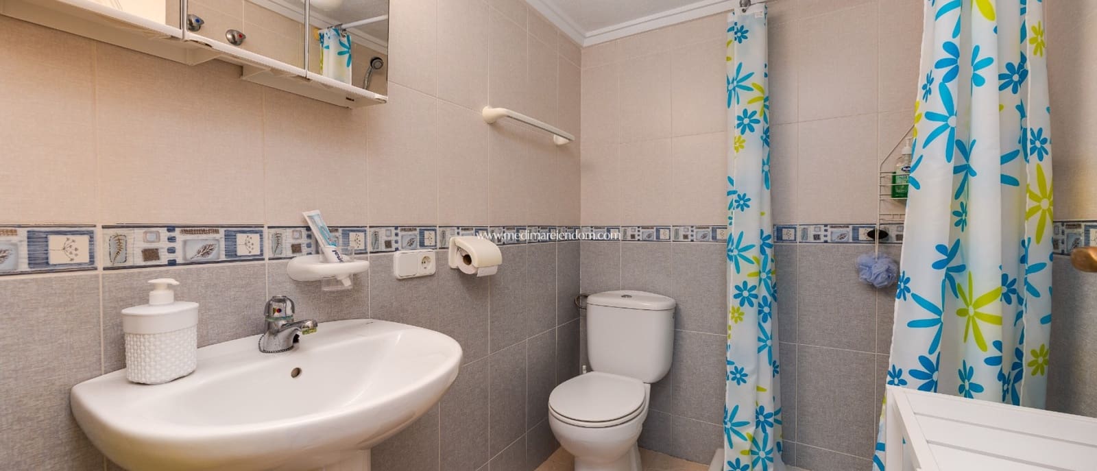 4 bedroom Villa for sale in Ciudad Quesada with pool garage - € 549,000 (Ref: 10162592)