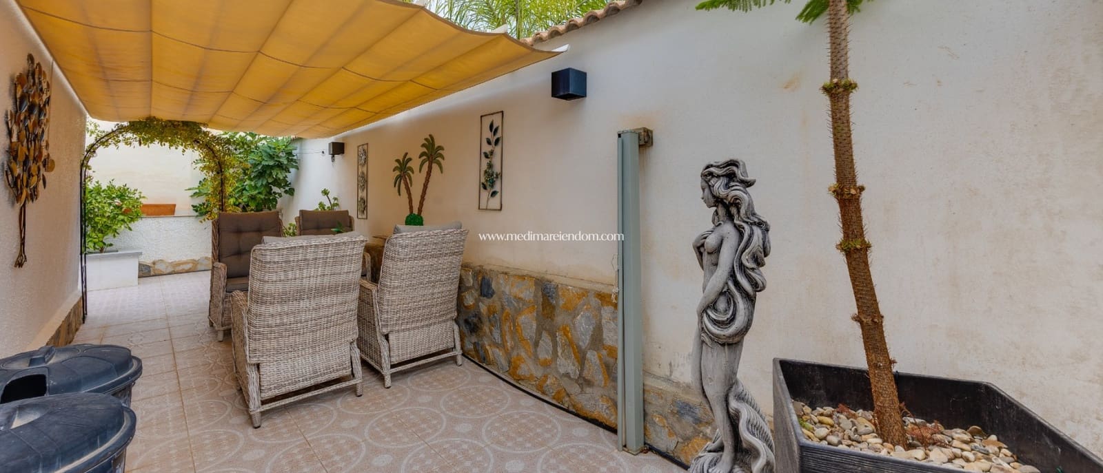 4 bedroom Villa for sale in Ciudad Quesada with pool garage - € 549,000 (Ref: 10162592)