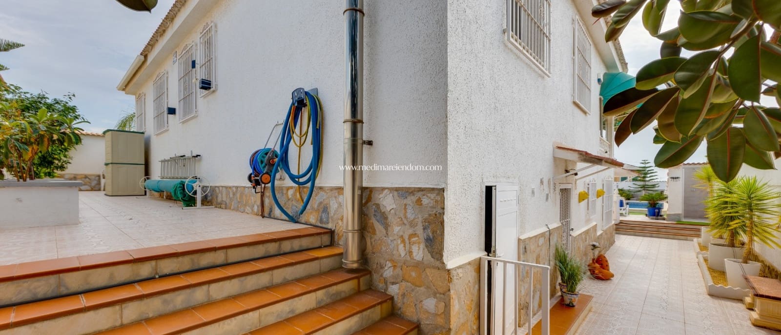 4 bedroom Villa for sale in Ciudad Quesada with pool garage - € 549,000 (Ref: 10162592)