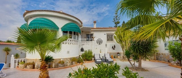 4 soveværelse Villa til salg i Ciudad Quesada, Rojales med swimmingpool garage - € 549.000 (Ref: 10162592)