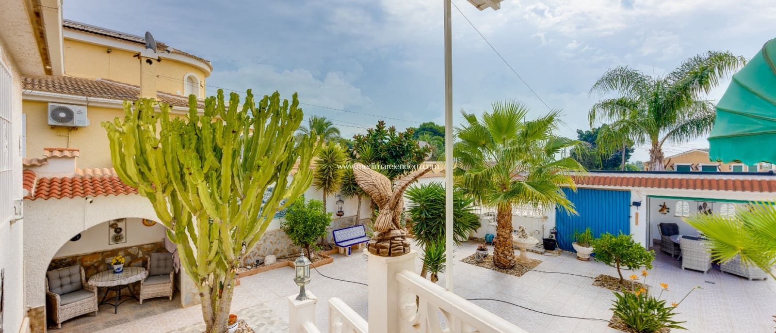 4 bedroom Villa for sale in Ciudad Quesada with pool garage - € 549,000 (Ref: 10162592)