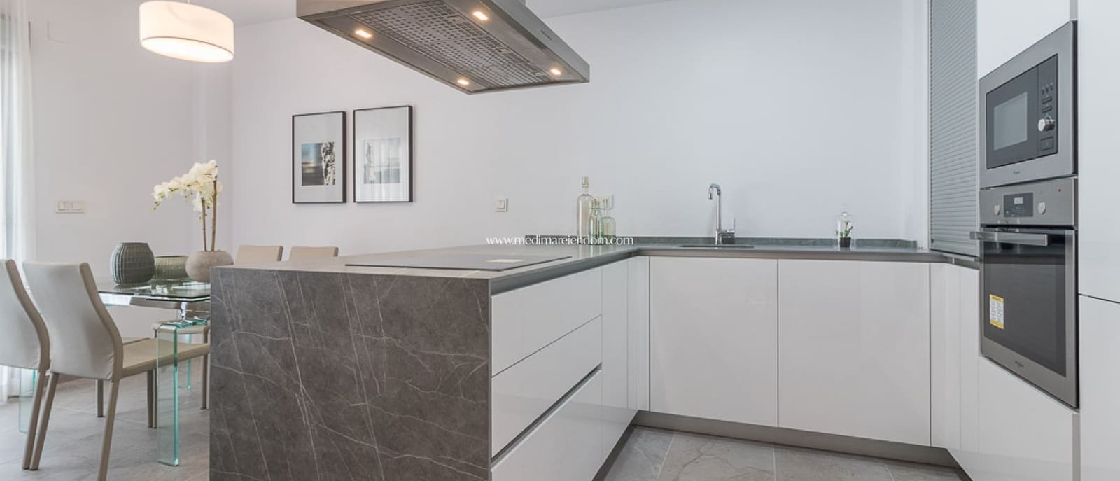 3 chambre Appartement à vendre à Orihuela Costa avec piscine garage - 280 000 € (Ref: 5956680)