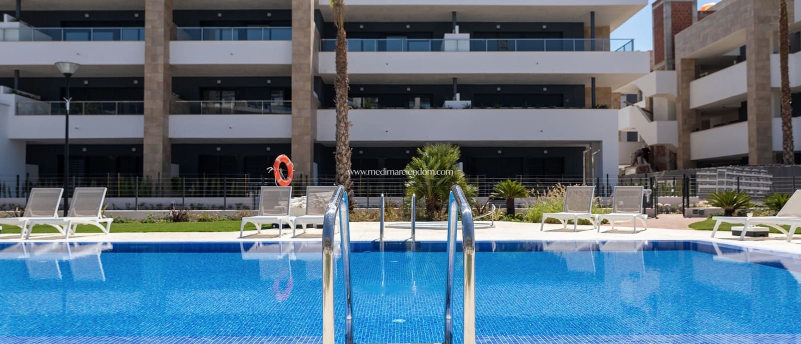 3 soveværelse Lejlighed til salg i La Zenia med swimmingpool garage - € 522.000 (Ref: 6534627)