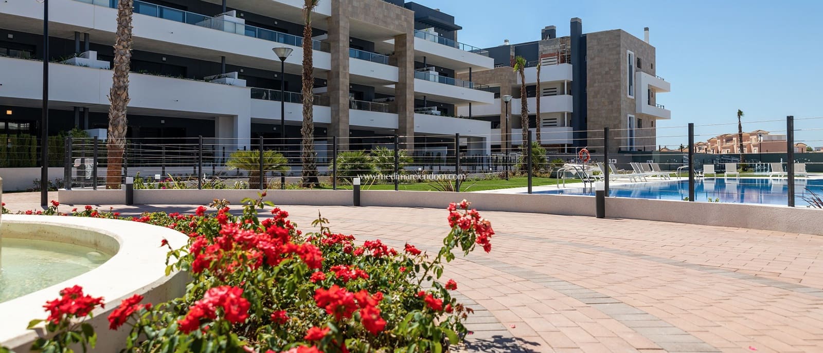 3 soveværelse Lejlighed til salg i La Zenia med swimmingpool garage - € 522.000 (Ref: 6534627)