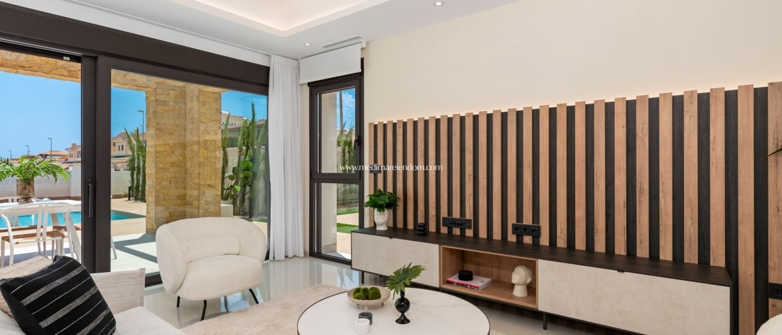 3 makuuhuone Huvila myytävänä paikassa Ciudad Quesada mukana uima-altaan 
autotalli - 869 555 € (Ref: 7042073)