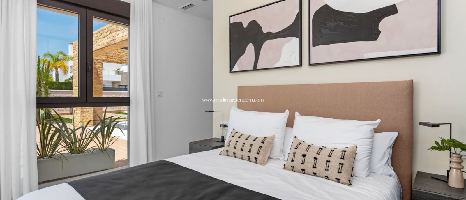 3 makuuhuone Huvila myytävänä paikassa Ciudad Quesada mukana uima-altaan 
autotalli - 869 555 € (Ref: 7042073)