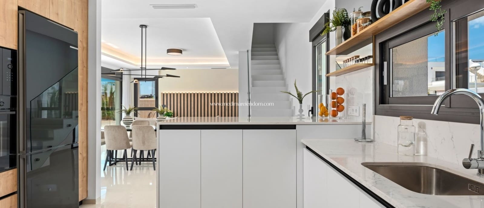 3 makuuhuone Huvila myytävänä paikassa Ciudad Quesada mukana uima-altaan 
autotalli - 869 555 € (Ref: 7042073)