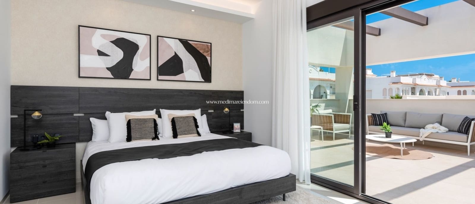 3 makuuhuone Huvila myytävänä paikassa Ciudad Quesada mukana uima-altaan 
autotalli - 869 555 € (Ref: 7042073)