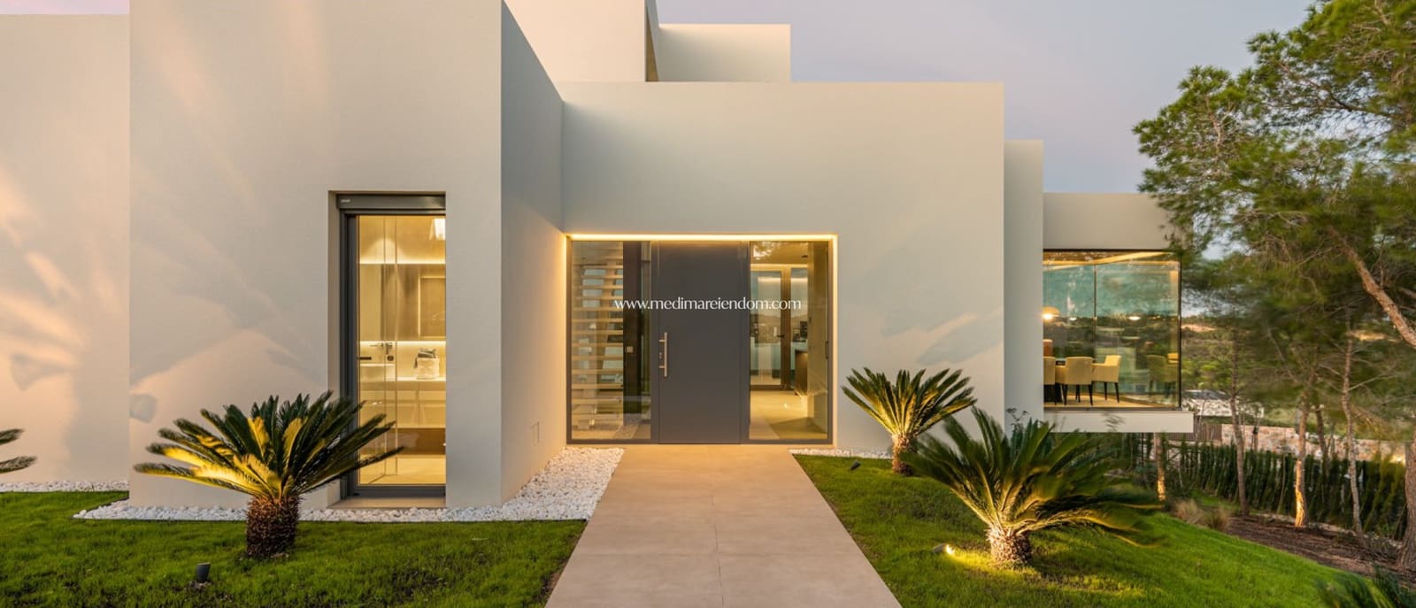 3 slaapkamer Villa te koop in Las Colinas Golf met zwembad - € 1.485.000 (Ref: 7042103)