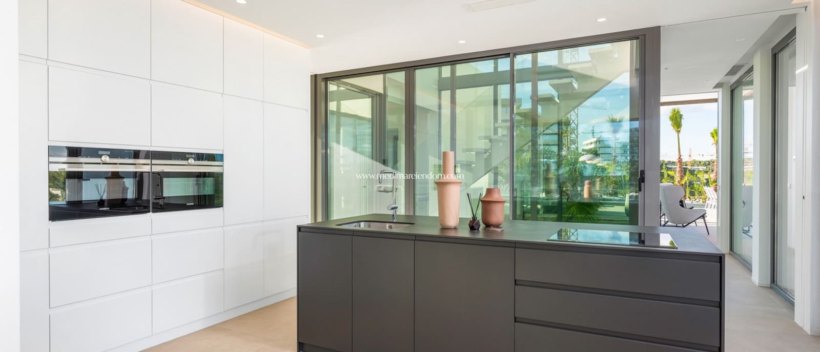 3 slaapkamer Villa te koop in Las Colinas Golf met zwembad - € 1.485.000 (Ref: 7042103)