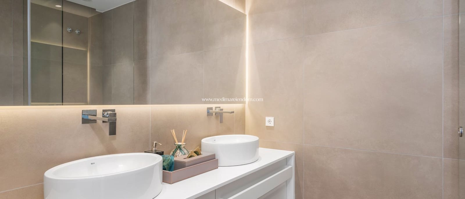 3 slaapkamer Villa te koop in Las Colinas Golf met zwembad - € 1.485.000 (Ref: 7042103)