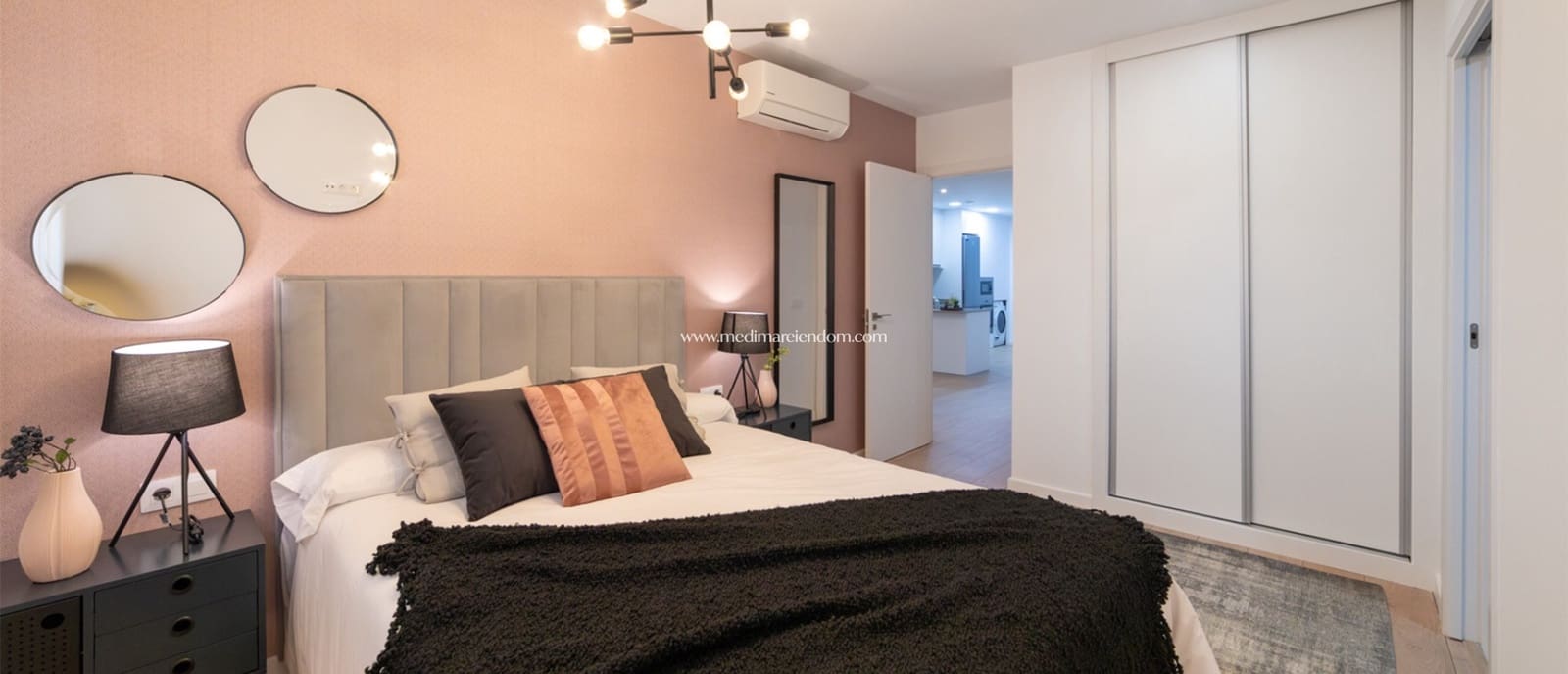1 quarto Apartamento para venda em Pilar de la Horadada com piscina garagem - 157 000 € (Ref: 7251670)