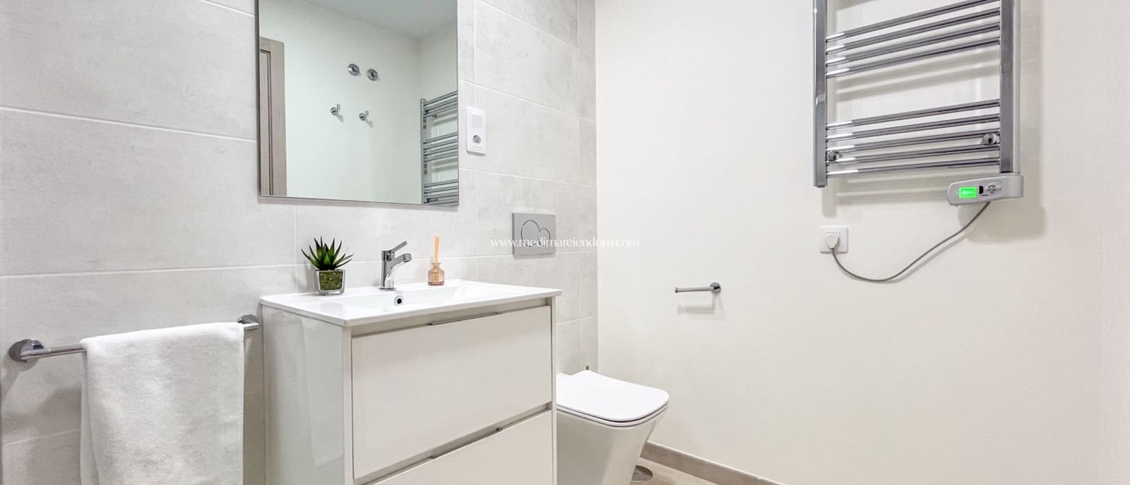 1 quarto Apartamento para venda em Pilar de la Horadada com piscina garagem - 157 000 € (Ref: 7251670)