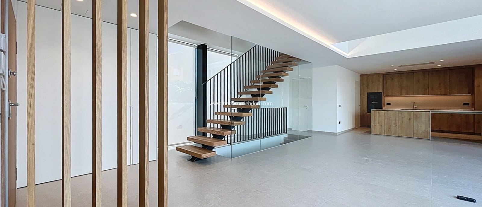 3 sypialnia Willa na sprzedaż w Albir z basenem garażem - 1 450 000 € (Ref: 7258289)