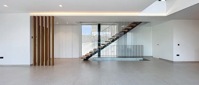 3 soveværelse Villa til salg i Albir, Alfaz del Pi / L'Alfàs del Pi med swimmingpool garage - € 1.450.000 (Ref: 7258289)