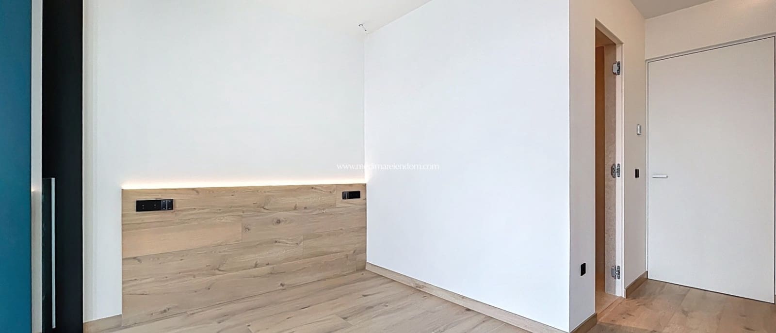 3 sypialnia Willa na sprzedaż w Albir z basenem garażem - 1 450 000 € (Ref: 7258289)