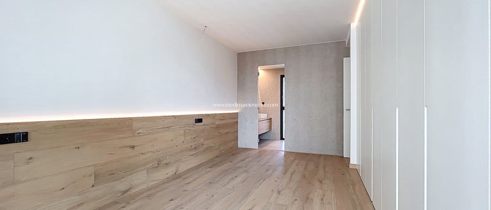 3 sypialnia Willa na sprzedaż w Albir z basenem garażem - 1 450 000 € (Ref: 7258289)