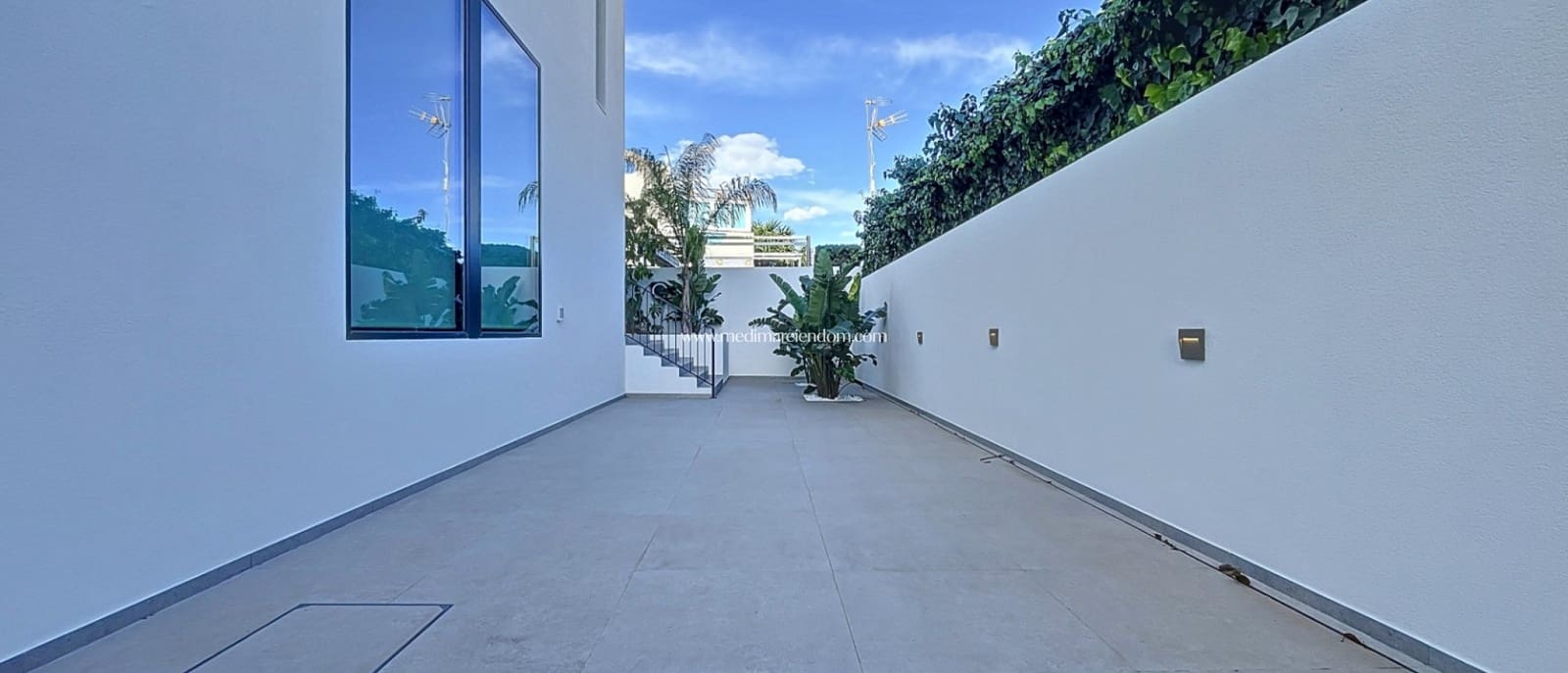 3 sypialnia Willa na sprzedaż w Albir z basenem garażem - 1 450 000 € (Ref: 7258289)