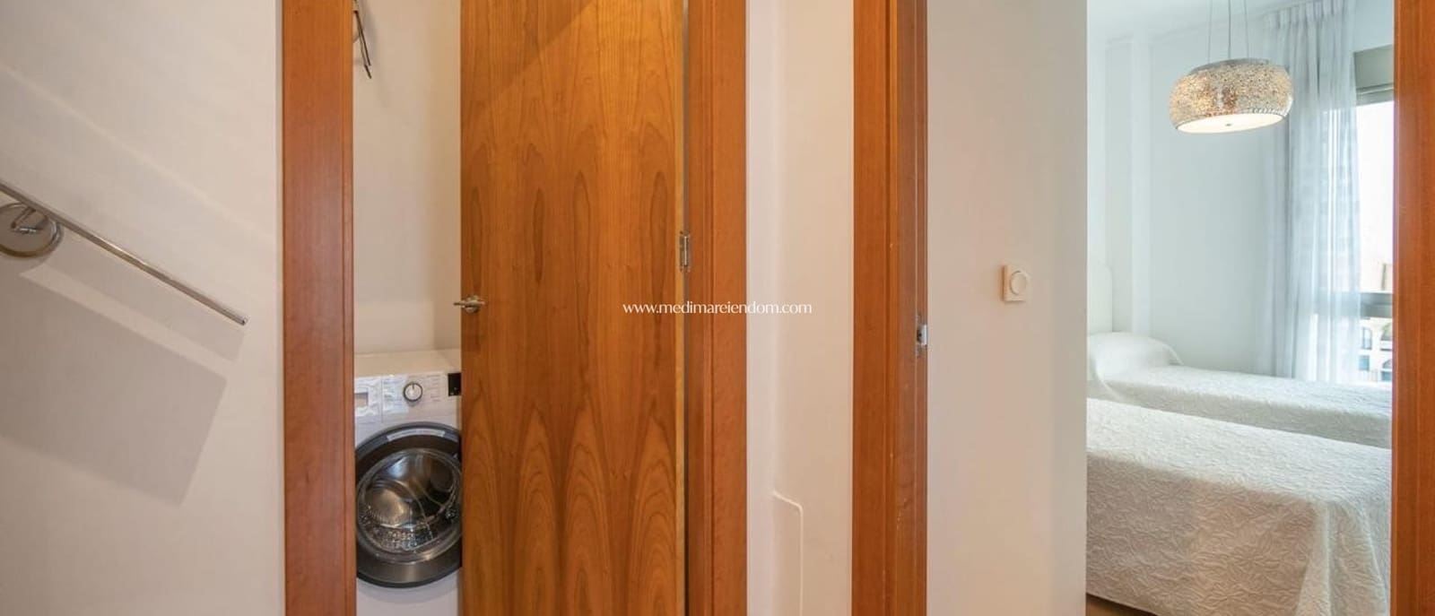 4 soveværelse Lejlighed til salg i La Manga del Mar Menor med swimmingpool garage - € 350.000 (Ref: 9309308)