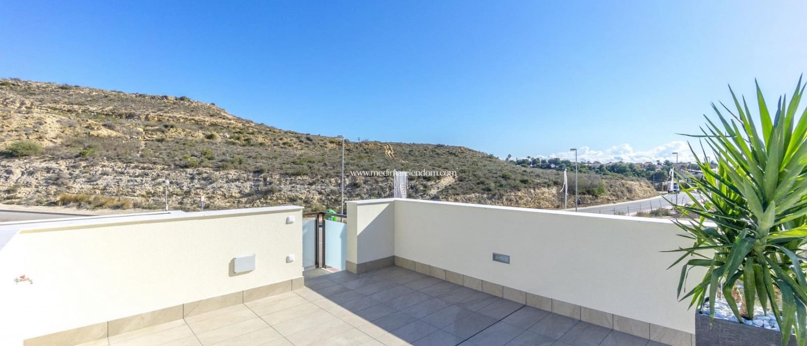 3 bedroom Villa for sale in Ciudad Quesada with pool garage - € 649,000 (Ref: 9312080)