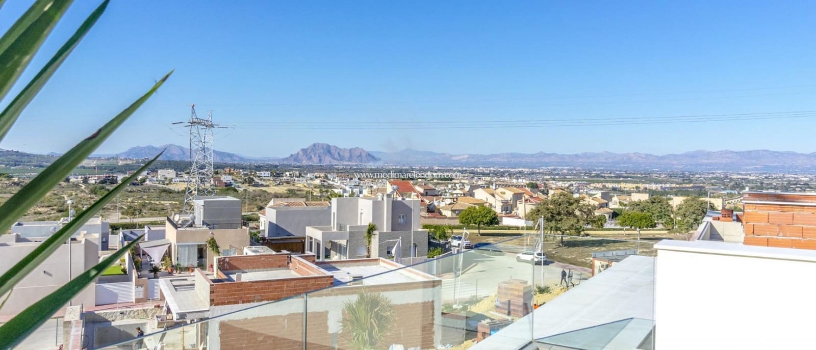 3 bedroom Villa for sale in Ciudad Quesada with pool garage - € 649,000 (Ref: 9312080)