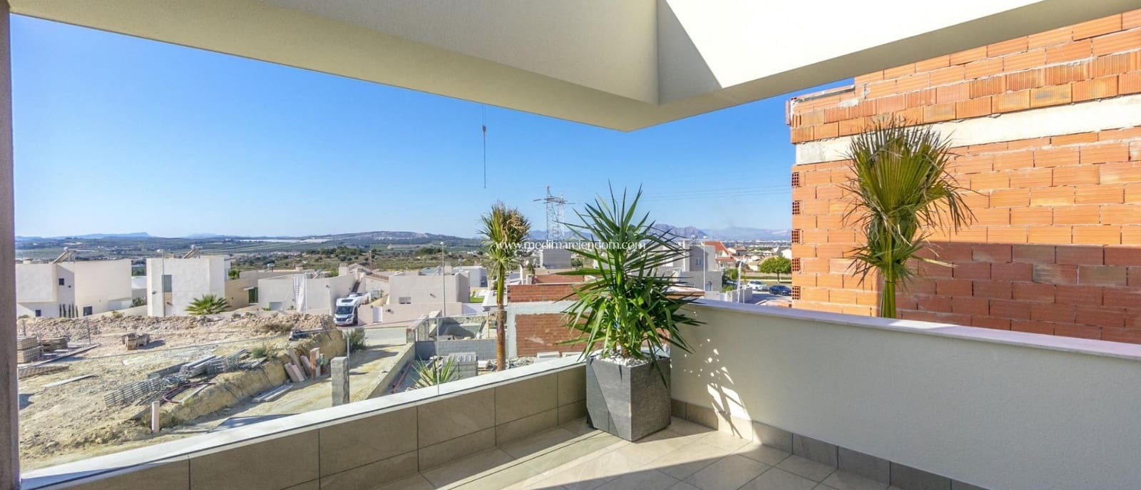 3 bedroom Villa for sale in Ciudad Quesada with pool garage - € 649,000 (Ref: 9312080)