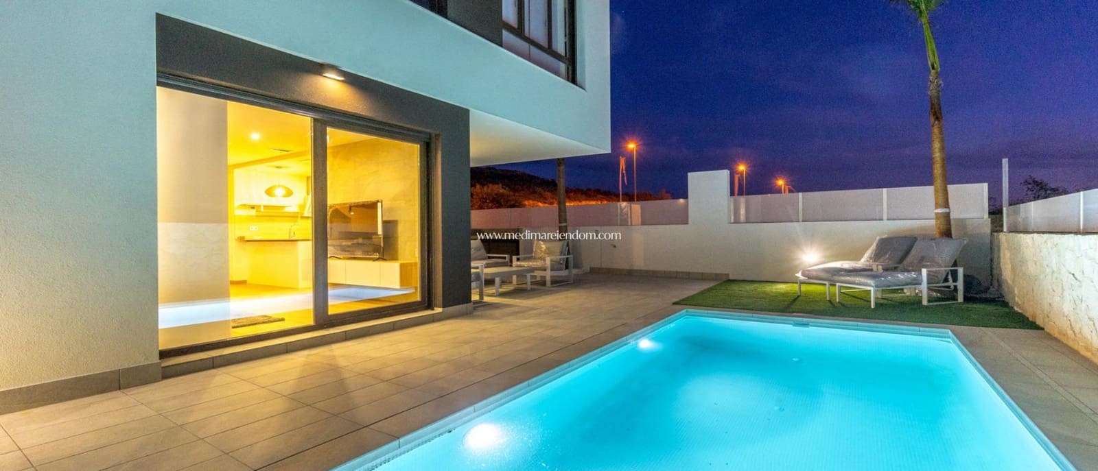 3 bedroom Villa for sale in Ciudad Quesada with pool garage - € 649,000 (Ref: 9312080)