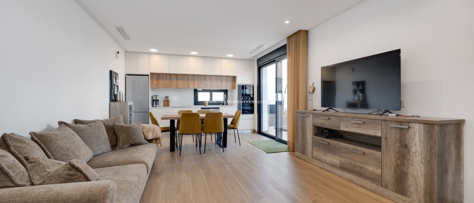 4 bedroom Villa for sale in Ciudad Quesada with pool garage - € 599,000 (Ref: 9329887)